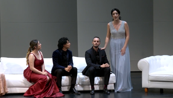 ‘Ô mon cher amant’ from Offenbach's La Périchole. Mezzo-soprano Laura Orueta and pianist Ignacio Aparisi during an evening of operetta and zarzuela. 
