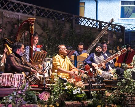 Shahbaz Hussain on tabla, RN Prakash on ghatam, Mark Wagstaff on percussion, Sergio Bucheli on theorbo, Jasdeep Singh Degun on sitar and Andrew Long on violin