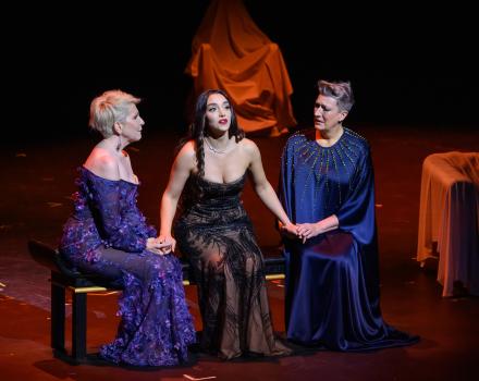 Victoria de los Ángeles Centennial Gala