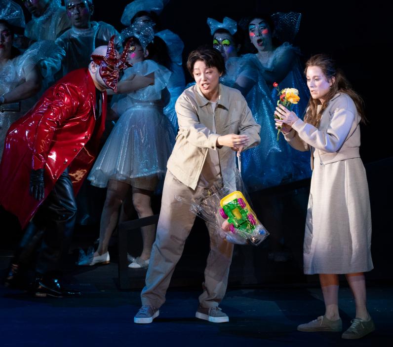 Natasha - New National Theatre Tokyo